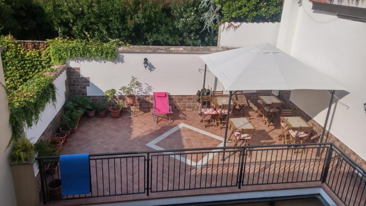 B&B La Terrazza Mântua Exterior foto